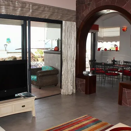 Villa Anais