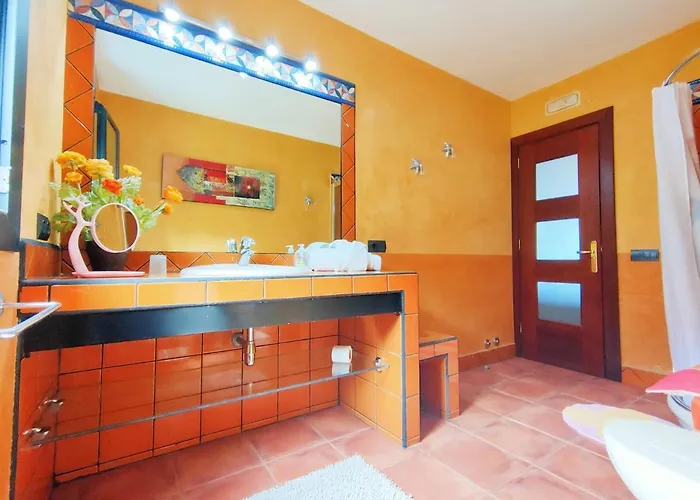 Anais קיאו סלבאחה